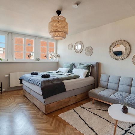 Boho Design Studio By Hero Homes - Top Lage Im Historischen Zentrum - Self-Check-In & Aircon Graz Exterior photo