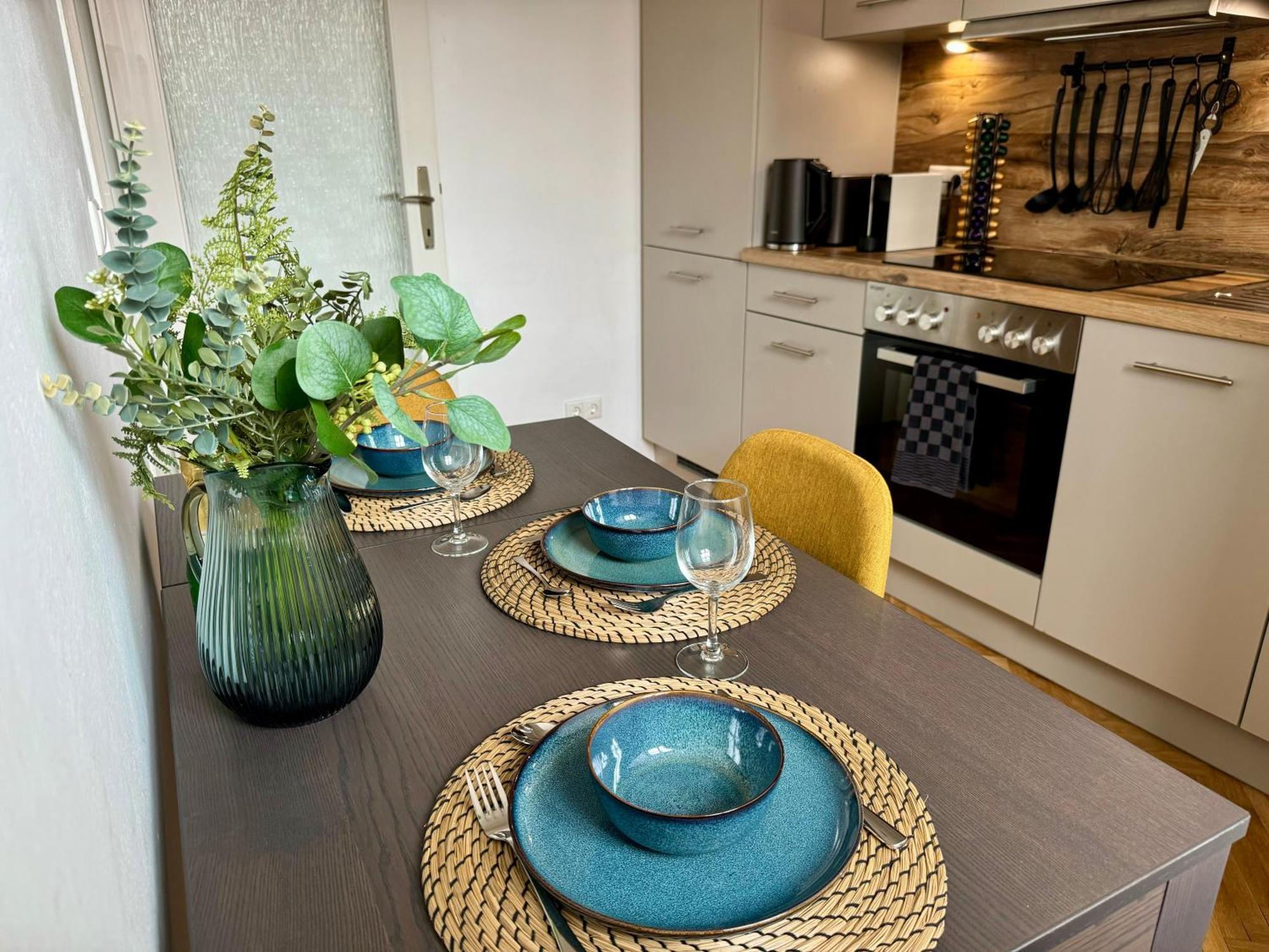 Boho Design Studio By Hero Homes - Top Lage Im Historischen Zentrum - Self-Check-In & Aircon Graz Exterior photo