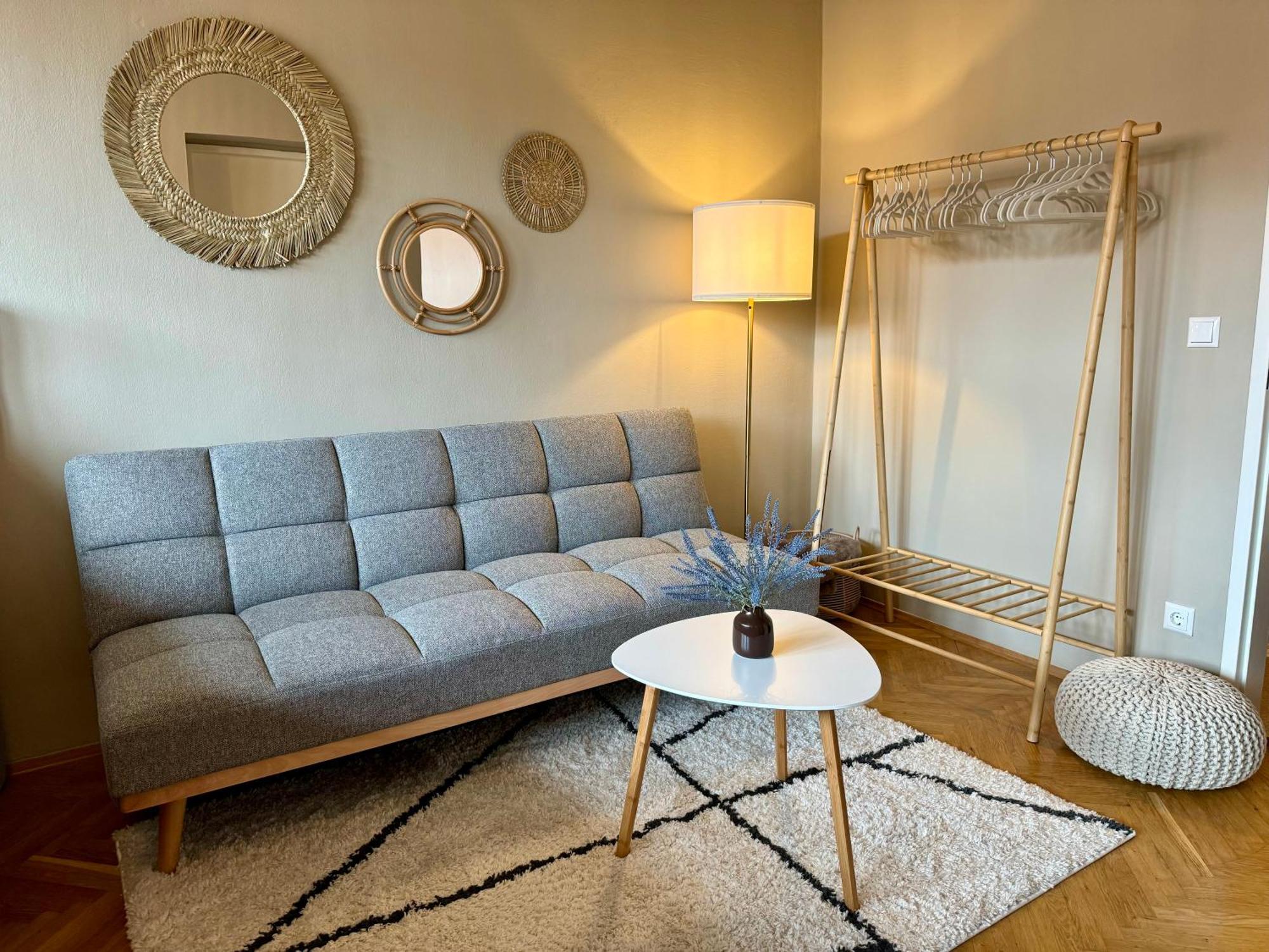 Boho Design Studio By Hero Homes - Top Lage Im Historischen Zentrum - Self-Check-In & Aircon Graz Exterior photo